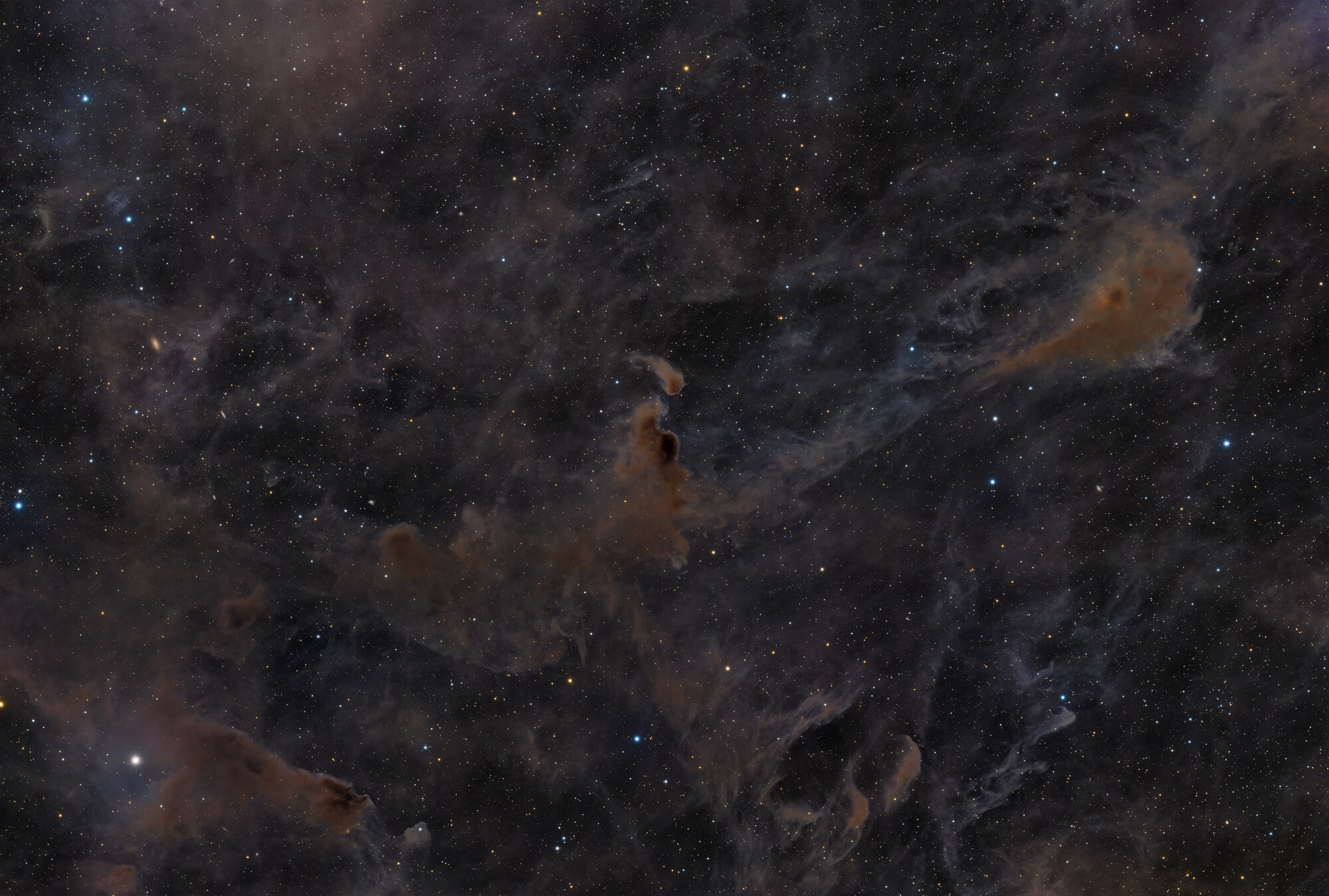 LDN 1333 · A Quiet River of Dust at the Edge of the Stars
