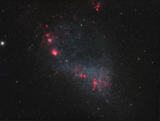 Small Magellanic Cloud with Ha nebula - Astrophotography Image - stack, Master Light Frames to download - Redcat 51