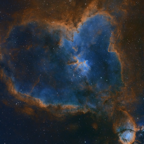 IC 1805 HEART NEBULA - Astrophotography Image - stack, Master Light Frames to download - William Optics 73