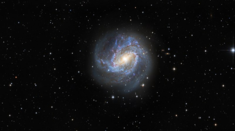 M83