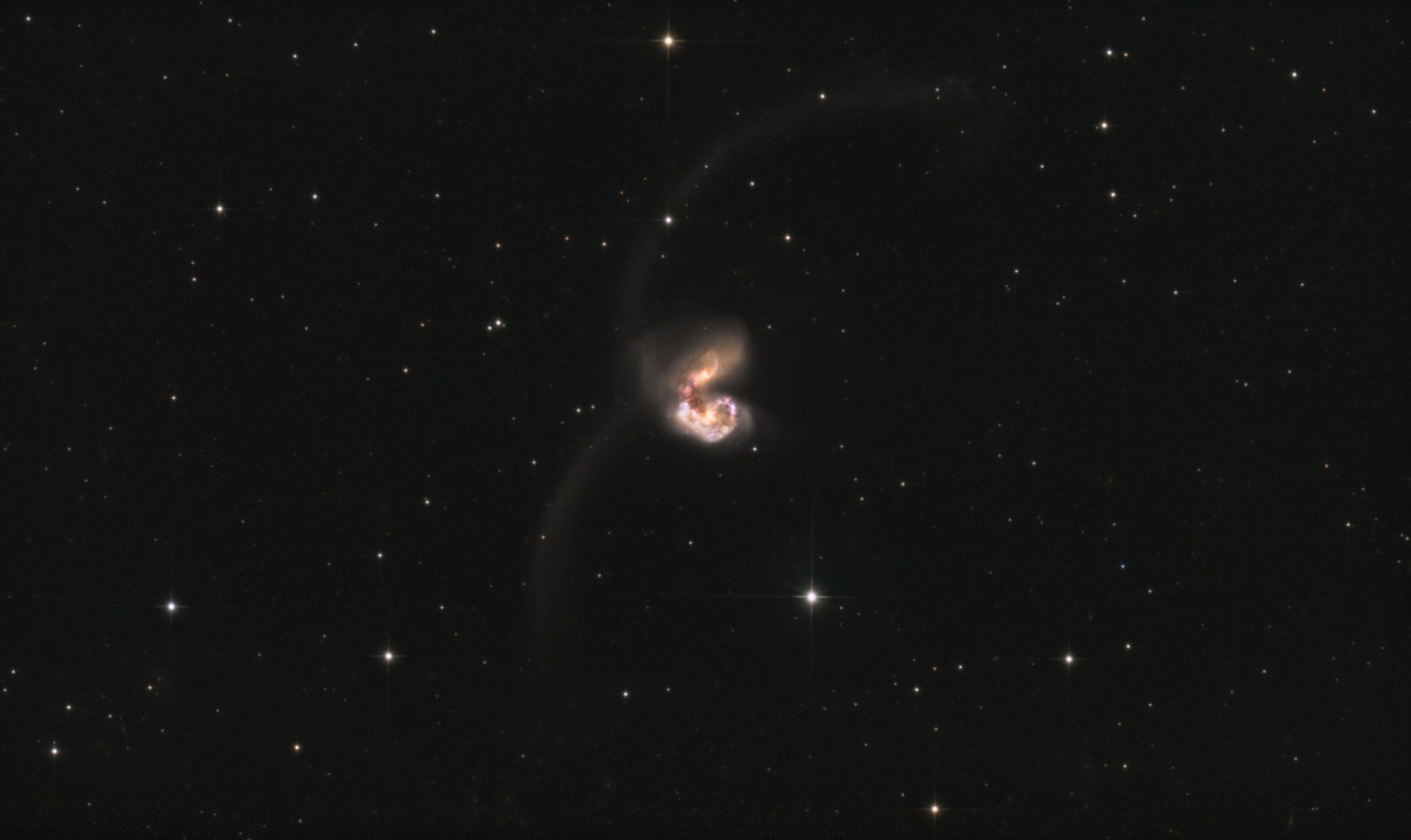 NGC 4038 Antennae colliding galaxies (C60/C61)