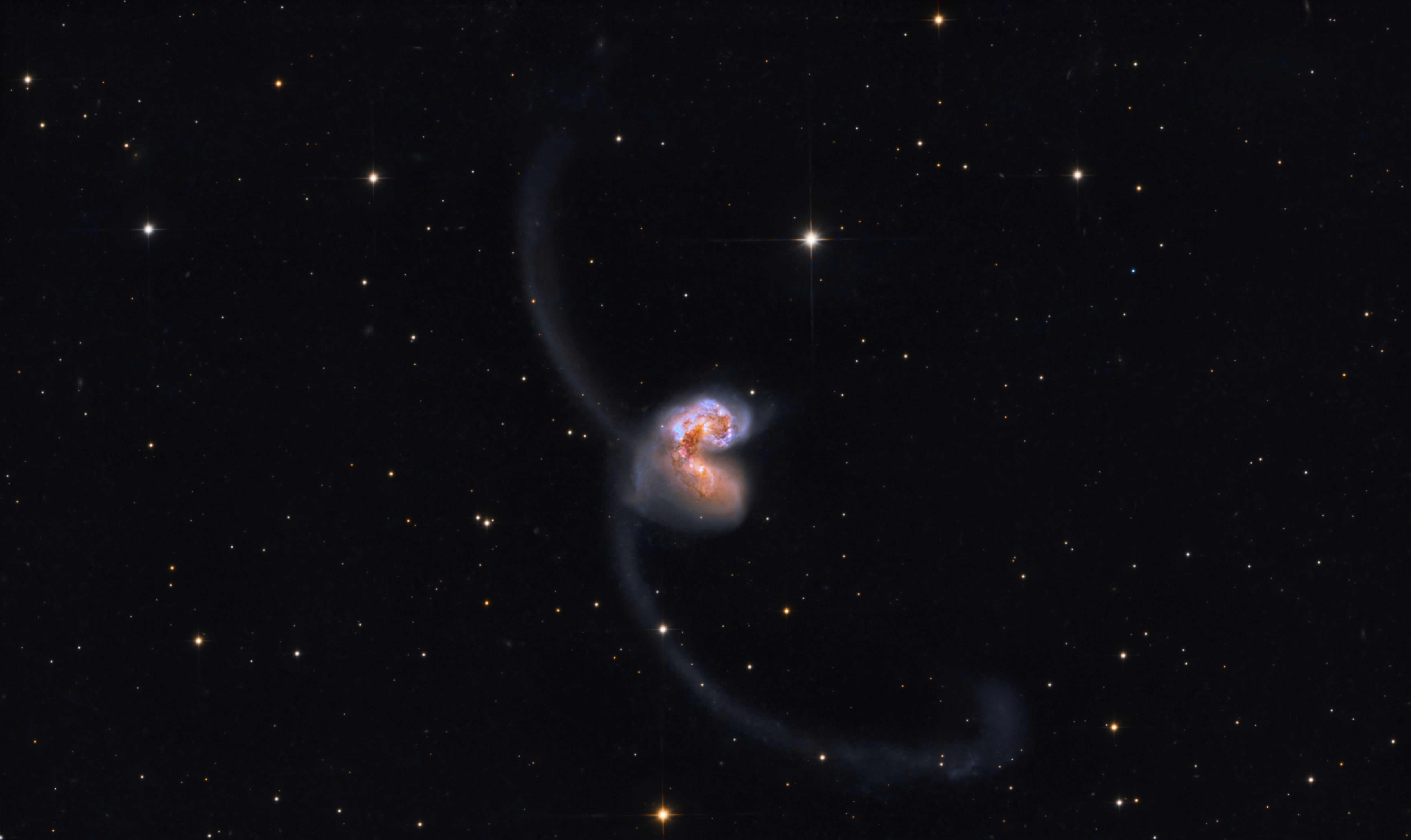 NGC 4038 / NGC 4039 - Antennae Galaxies
