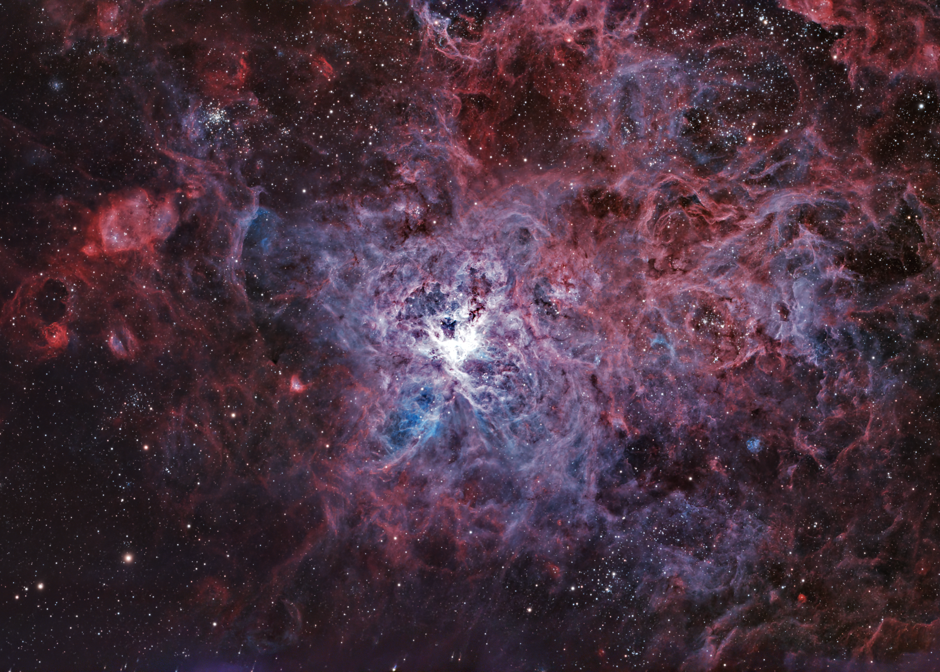 Tarantula Nebula - NGC 2070