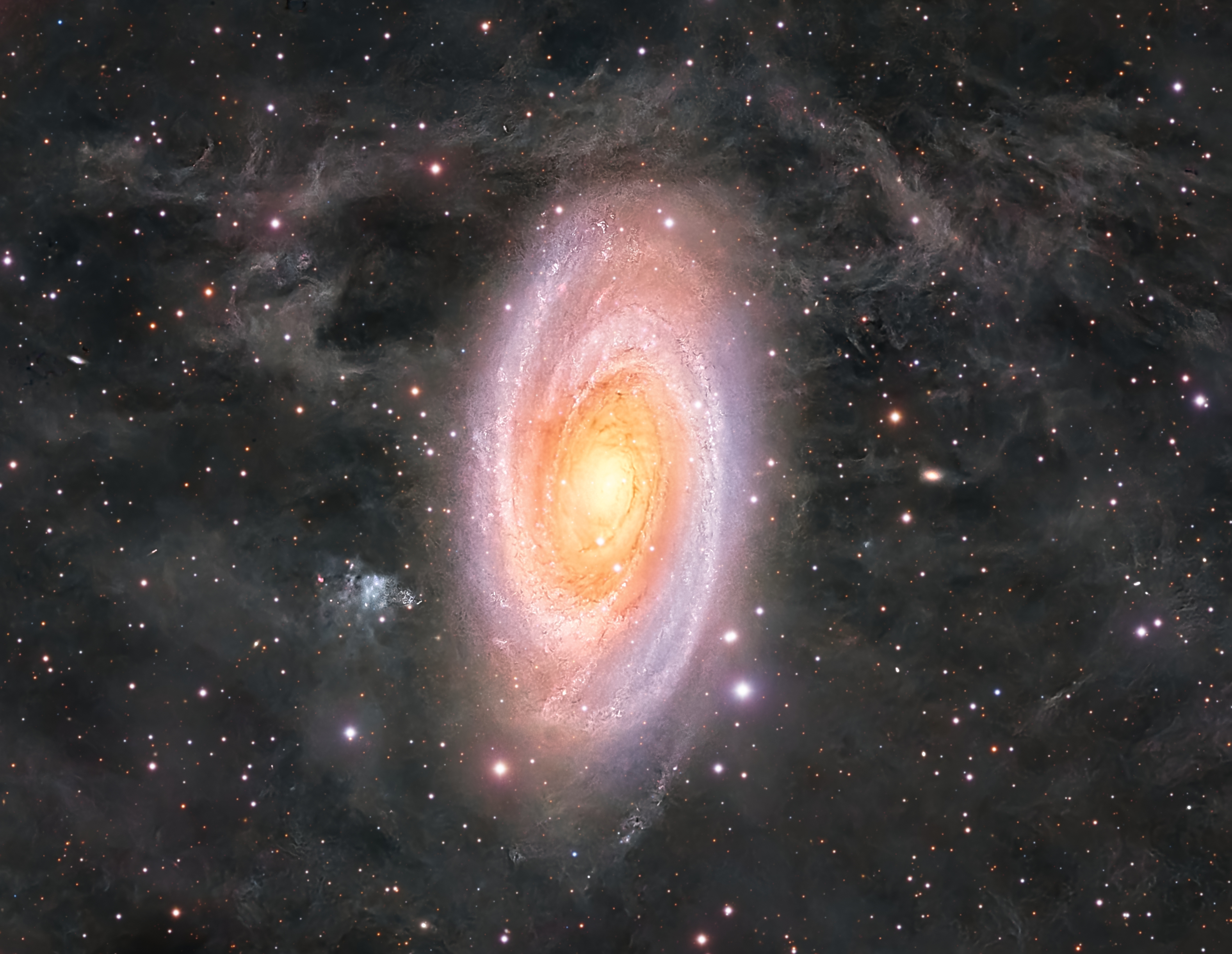 m81